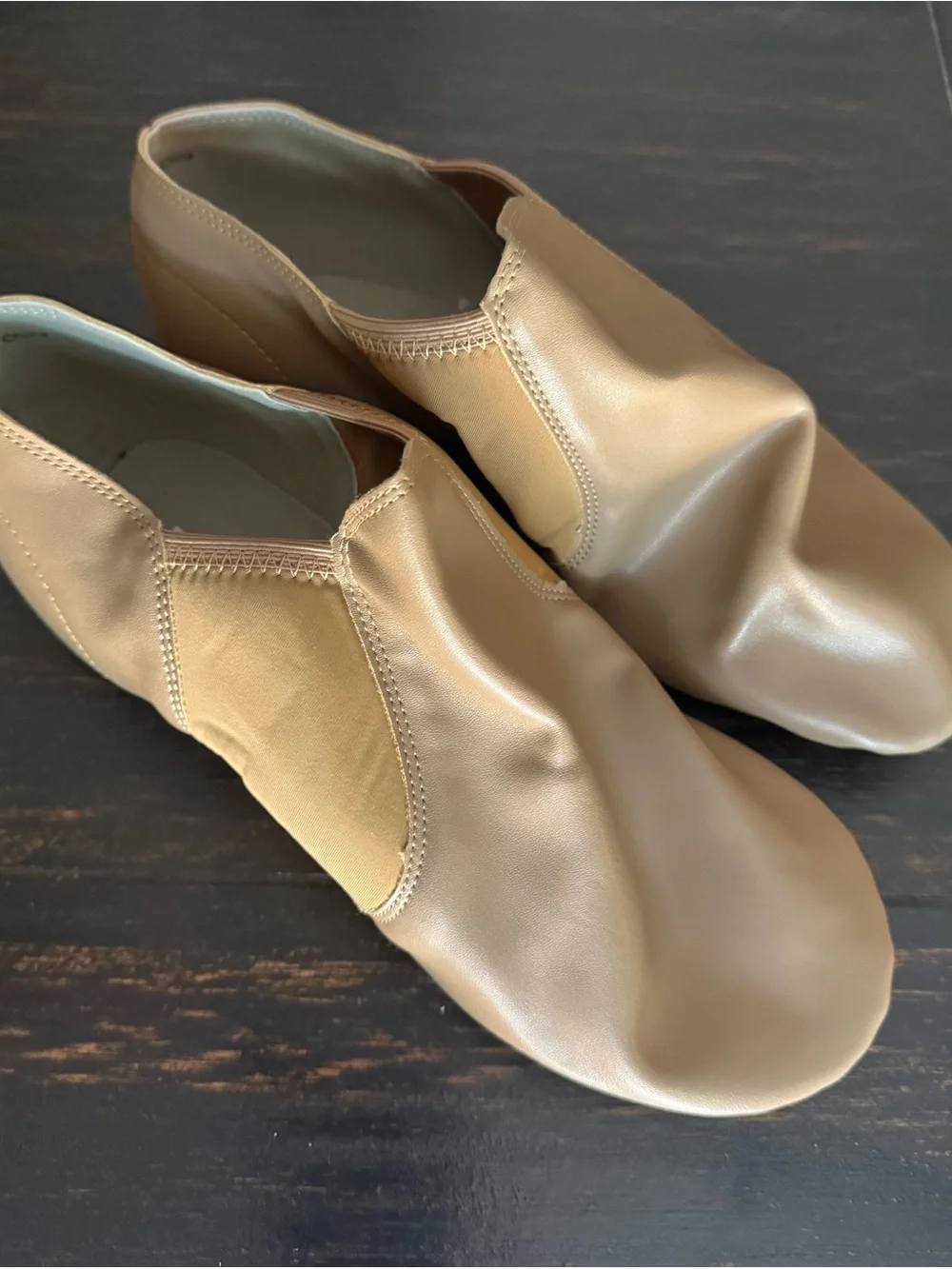 New! Tan/Beige Slip-on Split-Sole Flexibility Jazz Dance Shoes 9.5